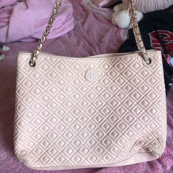 *!!SOLD!!AUTH* Tory Burch Marion Quilted Chain Tote Set - Picture 5 of 11